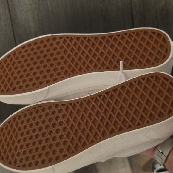 NWT Vans OLD SCHOOL, PIG SUEDE w/HEIQ SWISS WATER RESISTANT TECHNOLOGY SIZE 9 - Picture 7 of 7